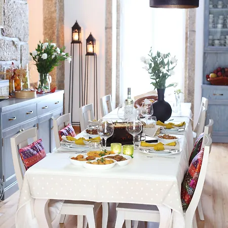 Vakantiehuis Solar Egas Moniz-charming House & Local Experiences