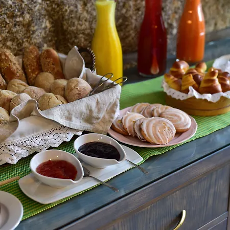 Casa vacanze Solar Egas Moniz-charming House & Local Experiences Paço de Sousa