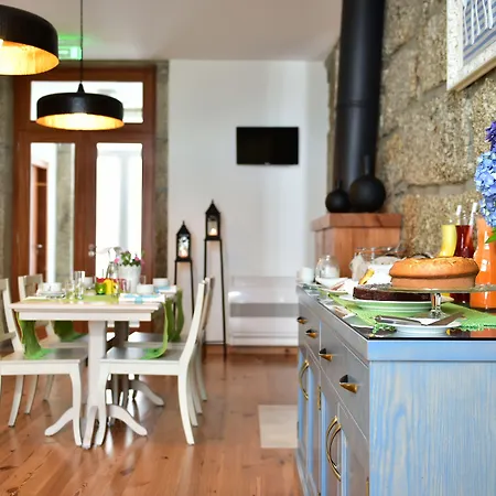 Solar Egas Moniz-charming House & Local Experiences Vakantiehuis *