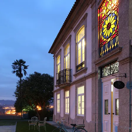 Vakantiehuis Solar Egas Moniz-charming House & Local Experiences