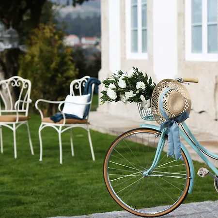 Hébergement de vacances Solar Egas Moniz-charming House & Local Experiences *