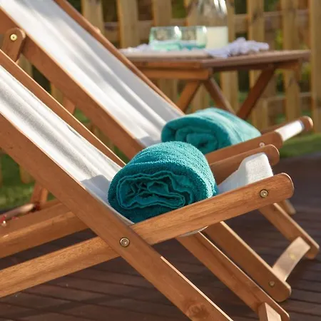 太阳能依噶斯莫尼斯舒适房屋加本土体验酒店 * Paço de Sousa