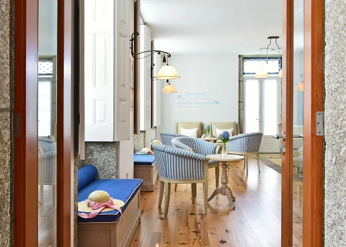 Hébergement de vacances Solar Egas Moniz-charming House & Local Experiences *