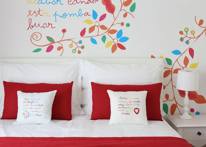 Solar Egas Moniz-charming House & Local Experiences Hébergement de vacances