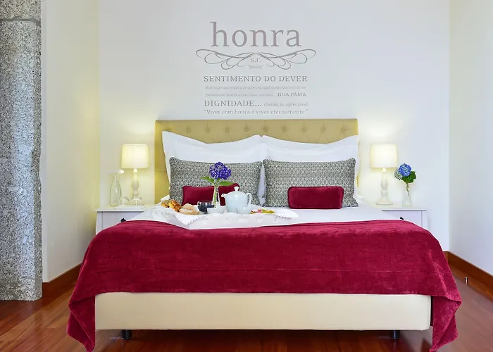 Solar Egas Moniz-charming House & Local Experiences Hébergement de vacances Paço de Sousa