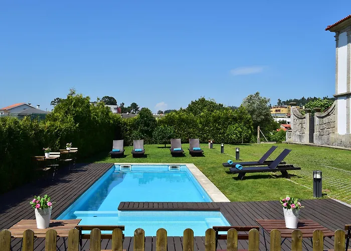 Solar Egas Moniz-charming House & Local Experiences Hébergement de vacances