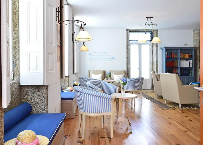 Solar Egas Moniz-charming House & Local Experiences Hébergement de vacances