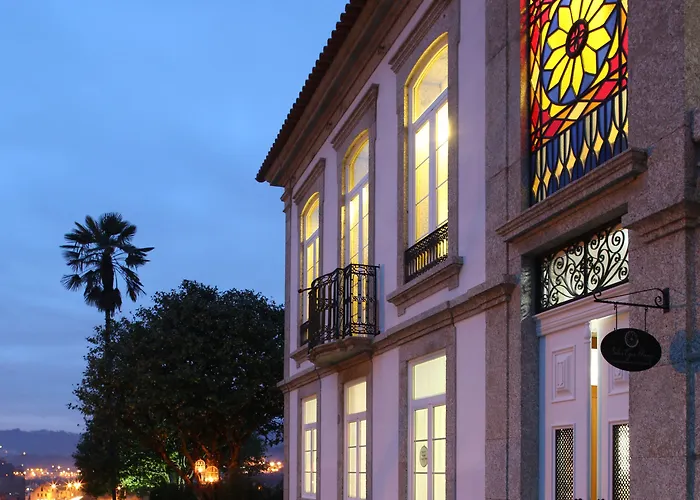 Nyaraló Solar Egas Moniz-charming House & Local Experiences