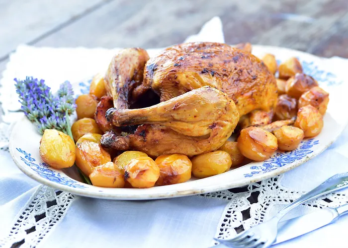 Solar Egas Moniz-charming House & Local Experiences Hébergement de vacances *